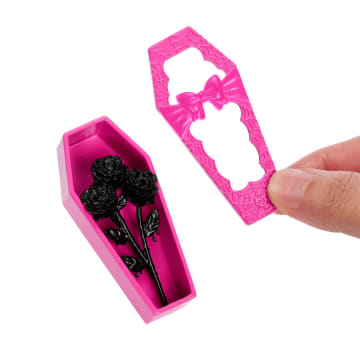 Monster High Boneca Love Edition 2 pk Draculaura + Clawd - Image 2 of 6