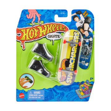 Hot Wheels Skate Veículo de Brinquedo Skateboard CHARGED-UP CHAMP™ com Tênis - Image 5 of 5