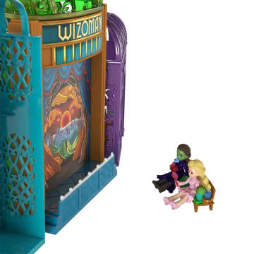 Universal Pictures’ Wicked Emerald City Small Doll Playset With 5 Play Spaces & 15 Accessories - Imagen 4 de 6
