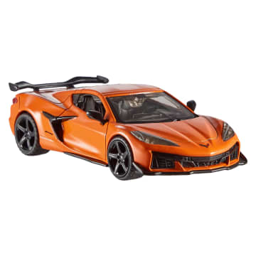 Hot Wheels Collector Vehículo de Colección Auto Premium Escala 1:43 Corvette Z06