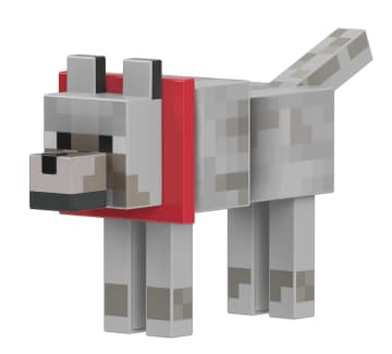 Minecraft Diamond Wolf Action Figure With Accessories, 5.5-inch Toy Collectible - Image 2 of 5