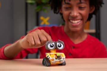 Disney And Pixar Click Figs Wall-E, Small Waste Collector Robot Figure Movie Toy, Pop Up Action Move - Imagen 2 de 6