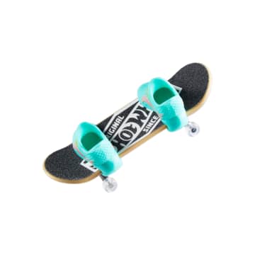 Hot Wheels Skate Vehículo de Juguete Retroceso Retorcido