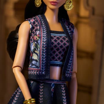 Barbie Signature Diwali Barbie Doll By Anita Dongre Wearing Festival Of Lights Look, Holiday Collectible - Image 4 of 6