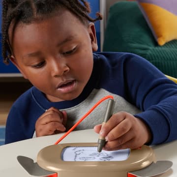 Fisher-Price Juguete para Bebés Pizarrón Magnético Perrito Dibuja Conmigo - Imagen 2 de 6