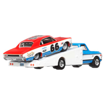 Hot Wheels Collector Vehículo de Colección Auto Transportador Chevy 
