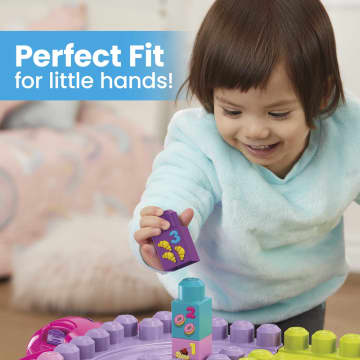 Mega Bloks DCH98 Tavolo Multi Attività 3-in-1 Per Bambini Con Contenitore E Macchinina