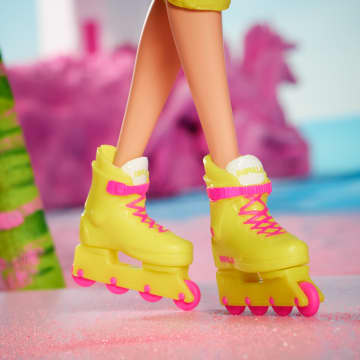 Barbie O Filme Boneca de Coleção de Patins - Image 5 of 6
