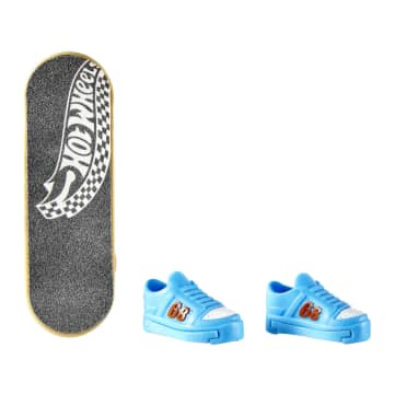 Hot Wheels Skate Vehículo de Juguete Patineta CHALLENGE ACCEPTED™ con Tenis