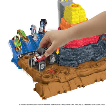 Hot Wheels Monster Trucks Arena Smashers Coffret de Jeu Parc à destruction Suprême Bone Shaker