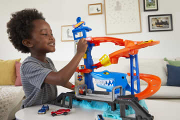 Hot Wheels City Shark Escape Playset, Toy For Kids 4 Years Old & Older