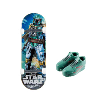 Hot Wheels Skate Vehículo de Juguete Patineta BOBA FETT™ (STAR WARS) con Tenis