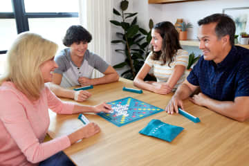 Scrabble Jogo de Tabuleiro 2 em 1
