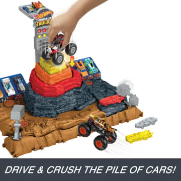 Hot Wheels Monster Trucks Arena Smashers Bone Shaker Ultimate Crush Yard With 1 Vehicle