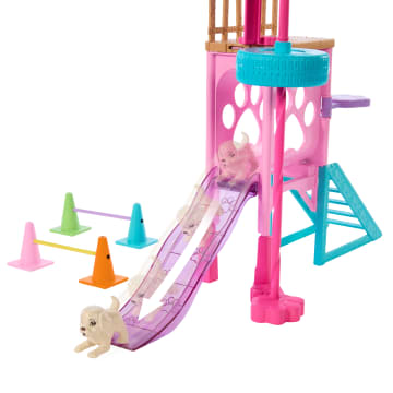 Barbie-Poupée et Coffret Parcours D’Obstacles