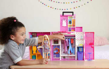 Barbie Dream Closet Doll And Playset