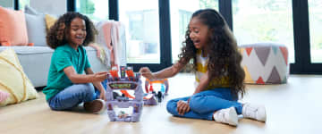 Hot Wheels Racerverse Star Wars Track Set With 2 Racers inspired By Star Wars: Grogu & The Mandalorian