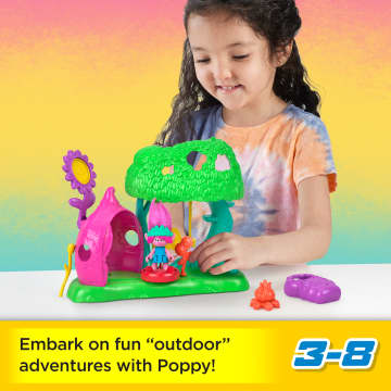 Imaginext Dreamworks Trolls Flower Fun Campsite Playset With Poppy Figure & 4 Play Pieces - Image 2 of 6