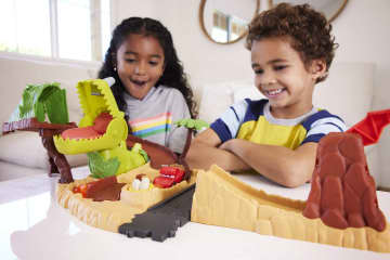 Disney And Pixar's Cars Toys, Dinosaur Playground Playset With Lightning Mcqueen, Cars On the Road