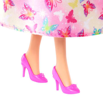 Barbie Fantasía Muñeca Doncella Vestido de Ensueño Rosa - Imagen 3 de 6