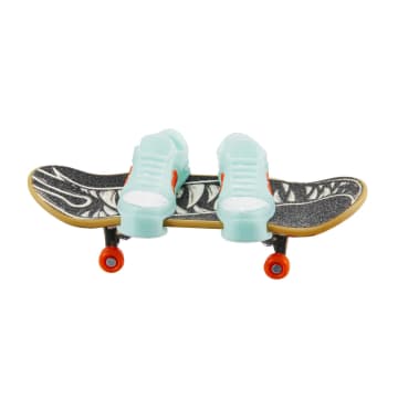 Hot Wheels Skate Vehículo de Juguete Patineta T-REX & ROLL™ con Tenis