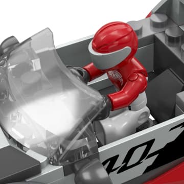 MEGA Hot Wheels Coffret de Construction Audi Rs 6 Gto, Figurine - Image 2 of 2