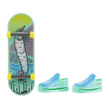 Hot Wheels Skate Vehículo de Juguete Patineta RIDIN’ VIBES™ con Tenis