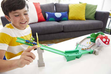 Hot Wheels Mario Kart Piranha Plant Track Playset With 1 Toy Car - Image 2 of 6