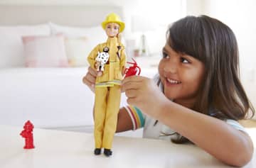 Barbie Profesiones Muñeca Bombero