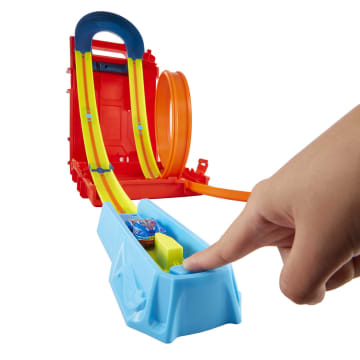 Hot Wheels Track Builder Pista de Juguete Caja de Acrobacias Extrema - Image 3 of 6