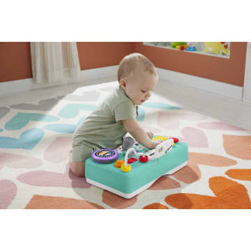 Fisher-Price „Ucz się i śmiej!” Muzyczny Stolik DJ-a Poziomy Nauki Zabawka edukacyjna dla dzieci Polska wersja językowa