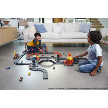 Hot Wheels City Playset Base Assortimento; Regalo Per Bambini Dai 4 Agli 8 Anni