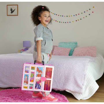 Poupée Barbie Vêtements Accessoires Calendrier De L'Avent Barbie - 24 Surprises Mode : Vêtements, Accessoires Et Un Chiot - Poupée Incluse, JFL63 Poupée Barbie Vêtements Accessoires Calendrier De L'Avent Barbie - 24 Surprises Mode : Vêtements, Accessoires Et Un Chiot - Poupée Incluse, JFL63
